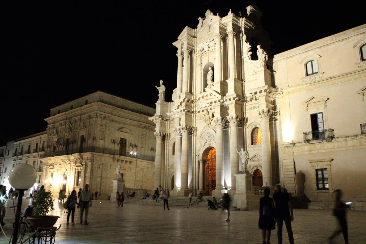 Dionisea Syracuse Exterior foto
